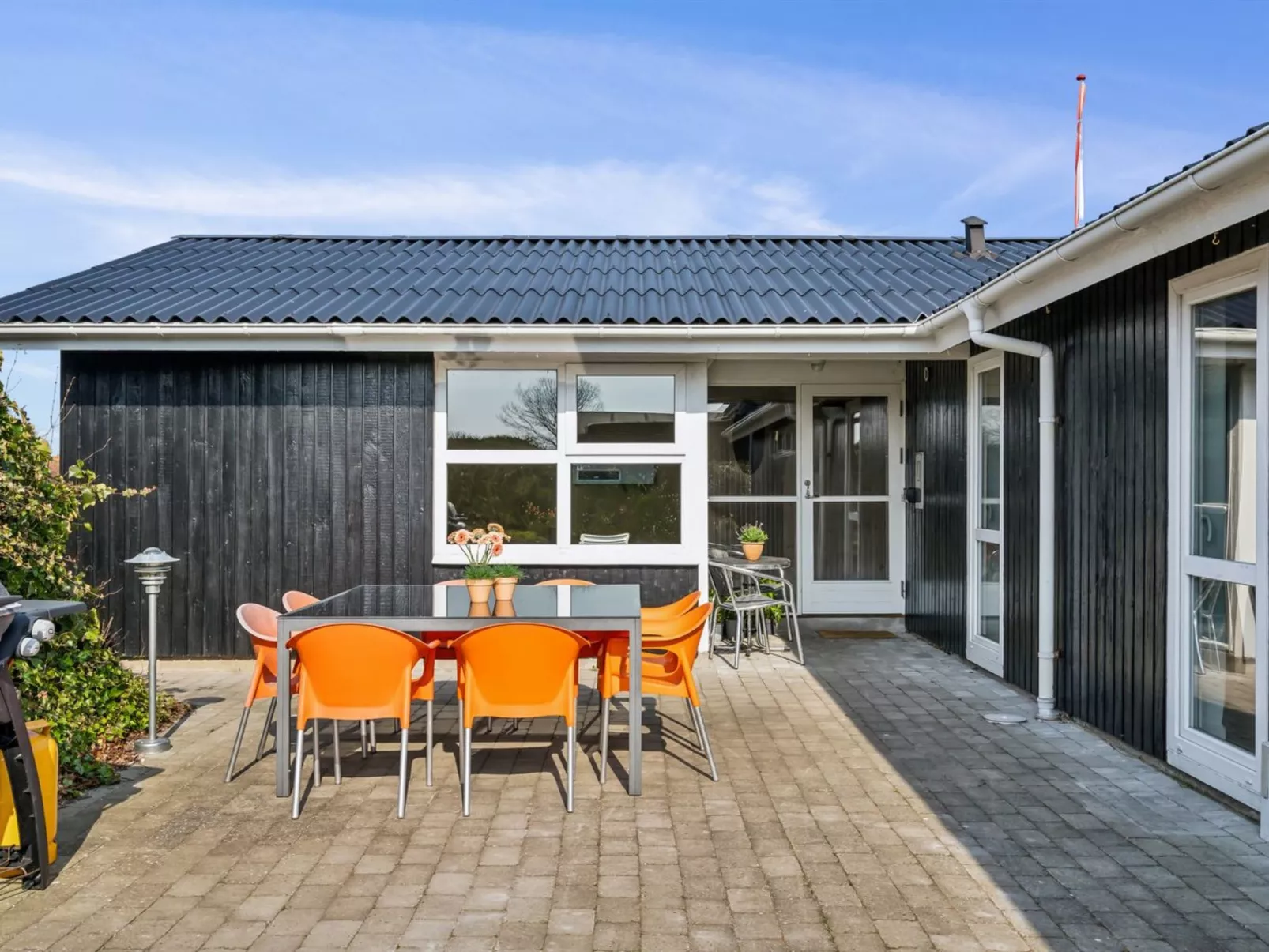 "Wrage" -  from the sea-Buiten