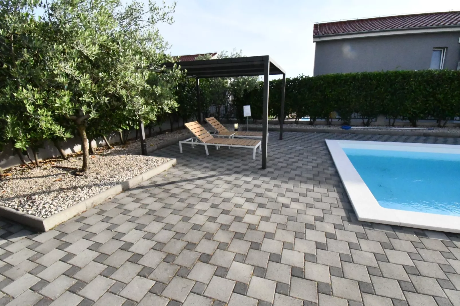 Luxury Escape with Swimming Pool & Modern Design - Comfort Four Bedroom Villa with Sea View and Private Pool ( Villa 7)-Zwembad