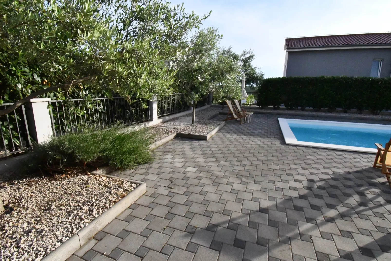 Luxury Escape with Swimming Pool & Modern Design - Four Bedroom Villa with Sea View and Private Pool ( Villa 8)-Zwembad