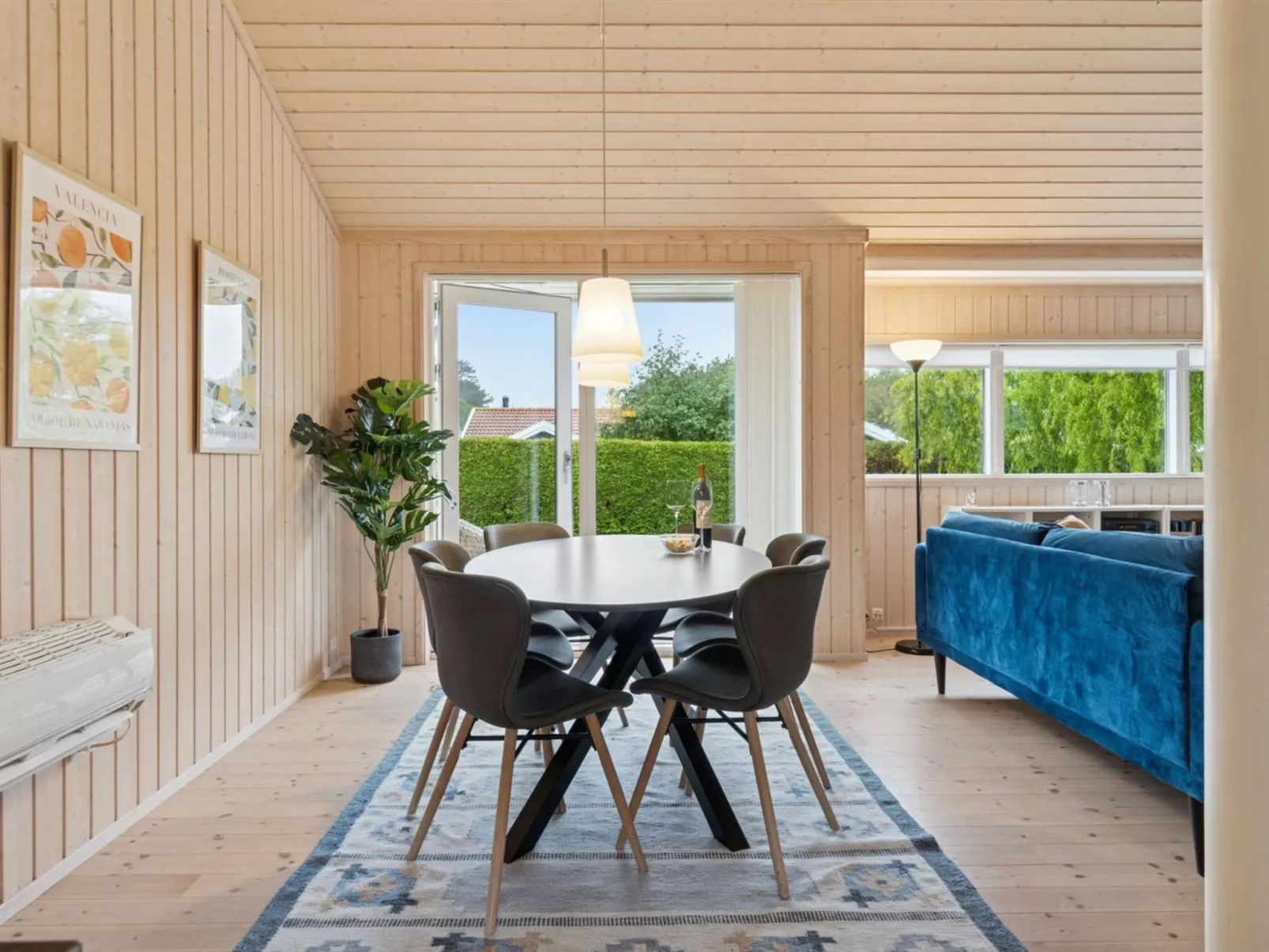 "Hawarth" - 275m from the sea-Binnen