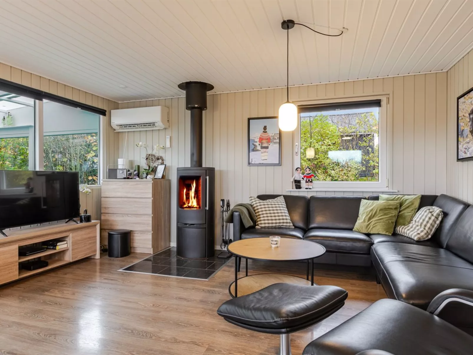 "Peder" - 950m from the sea-Binnen