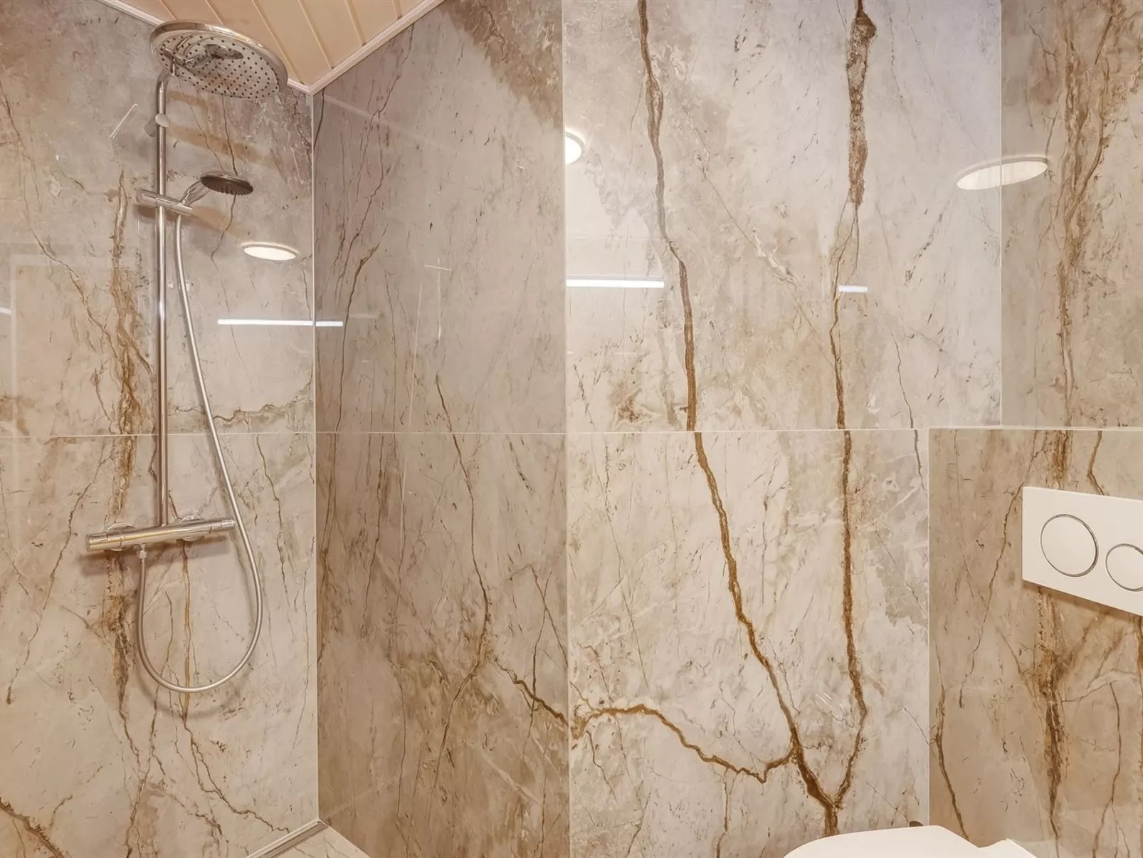 "Seppo" - 900m from the sea-Binnen