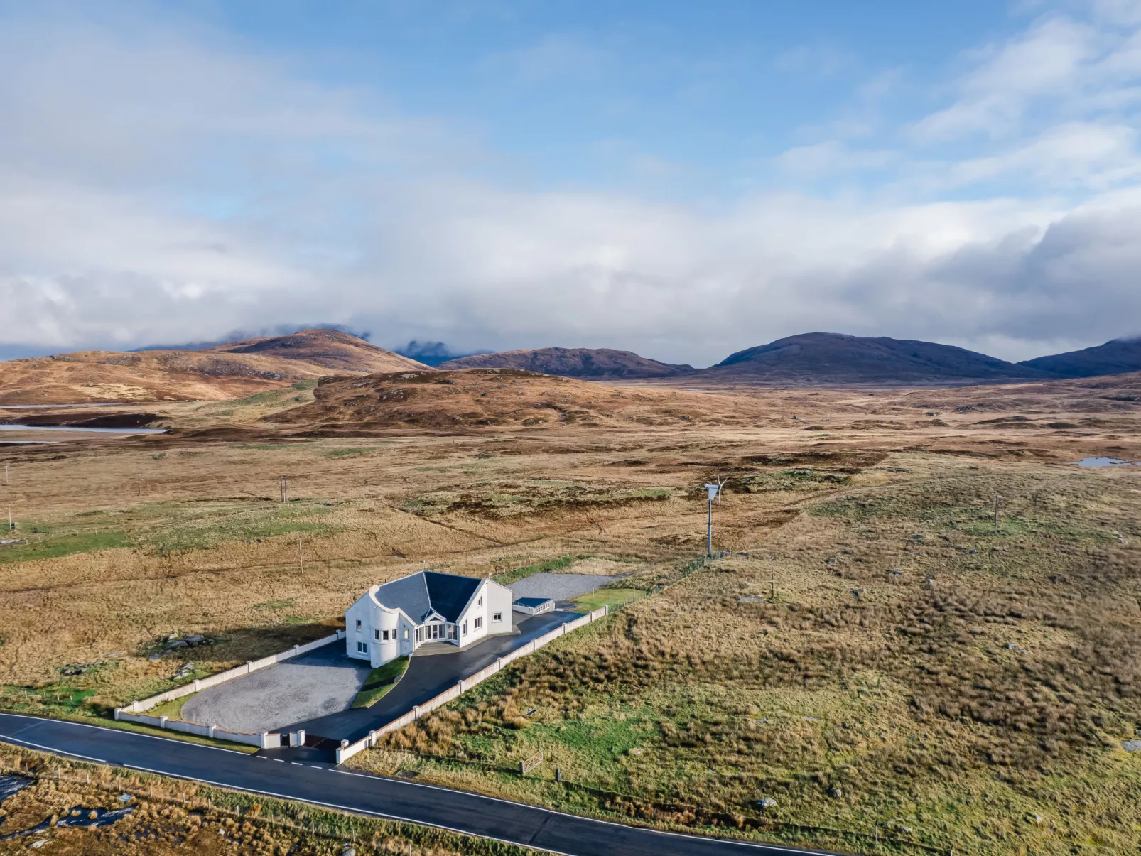 Benderloch House & Frobost Lodge-Buiten