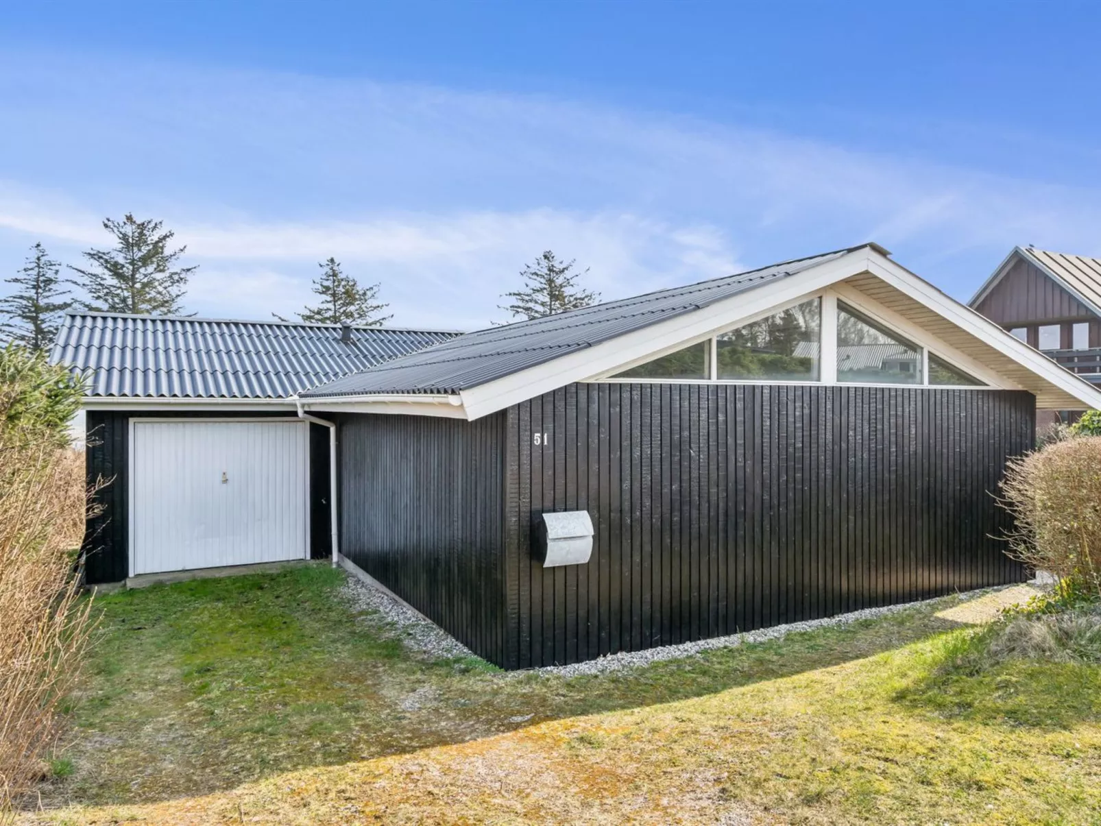 "Wrage" -  from the sea-Buiten