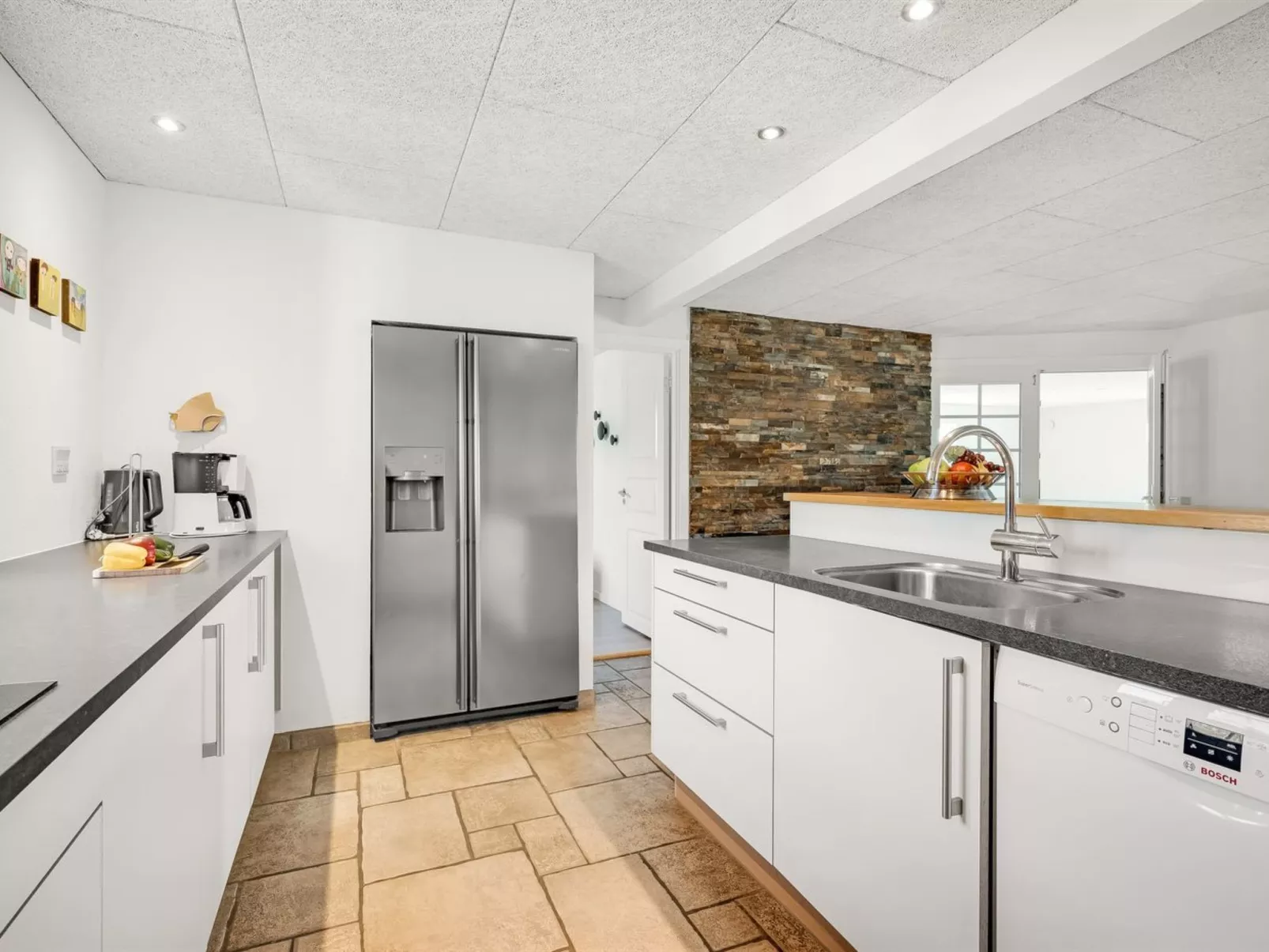 "Adia" - 300m from the sea-Binnen