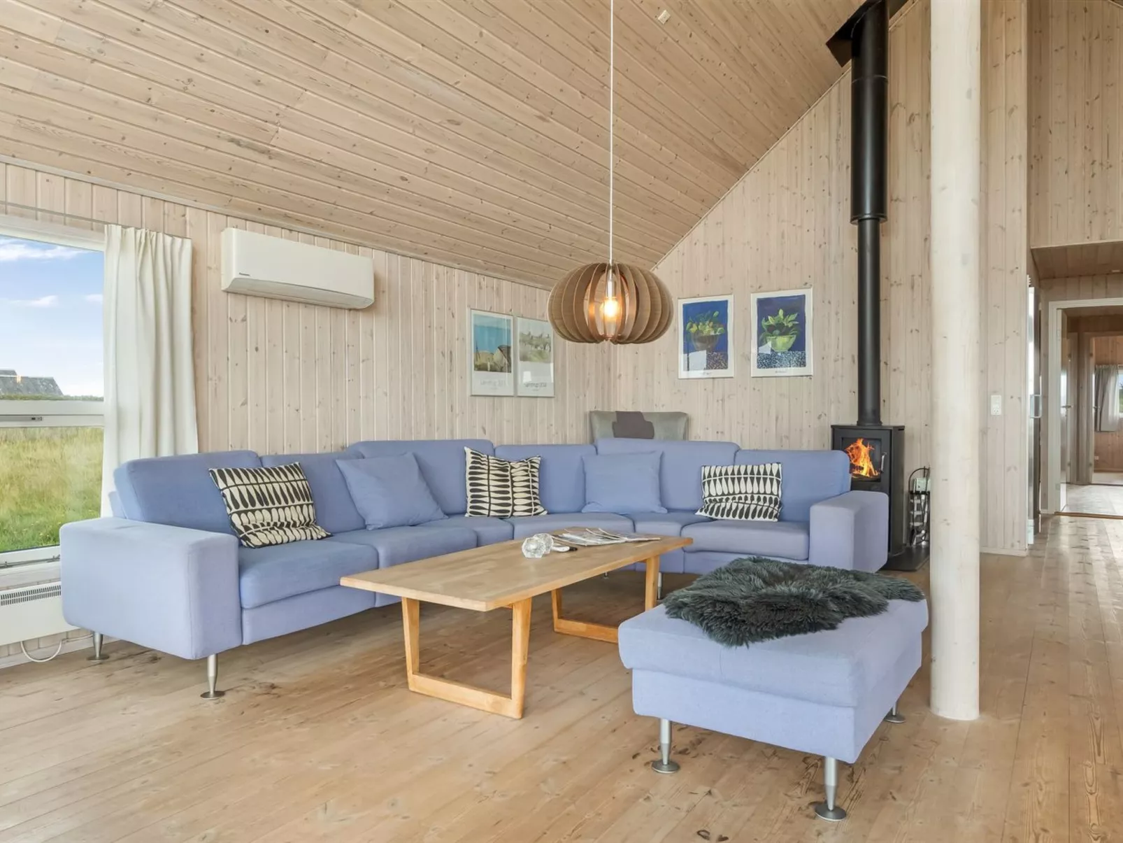 "Tilje" - 80m from the sea-Binnen