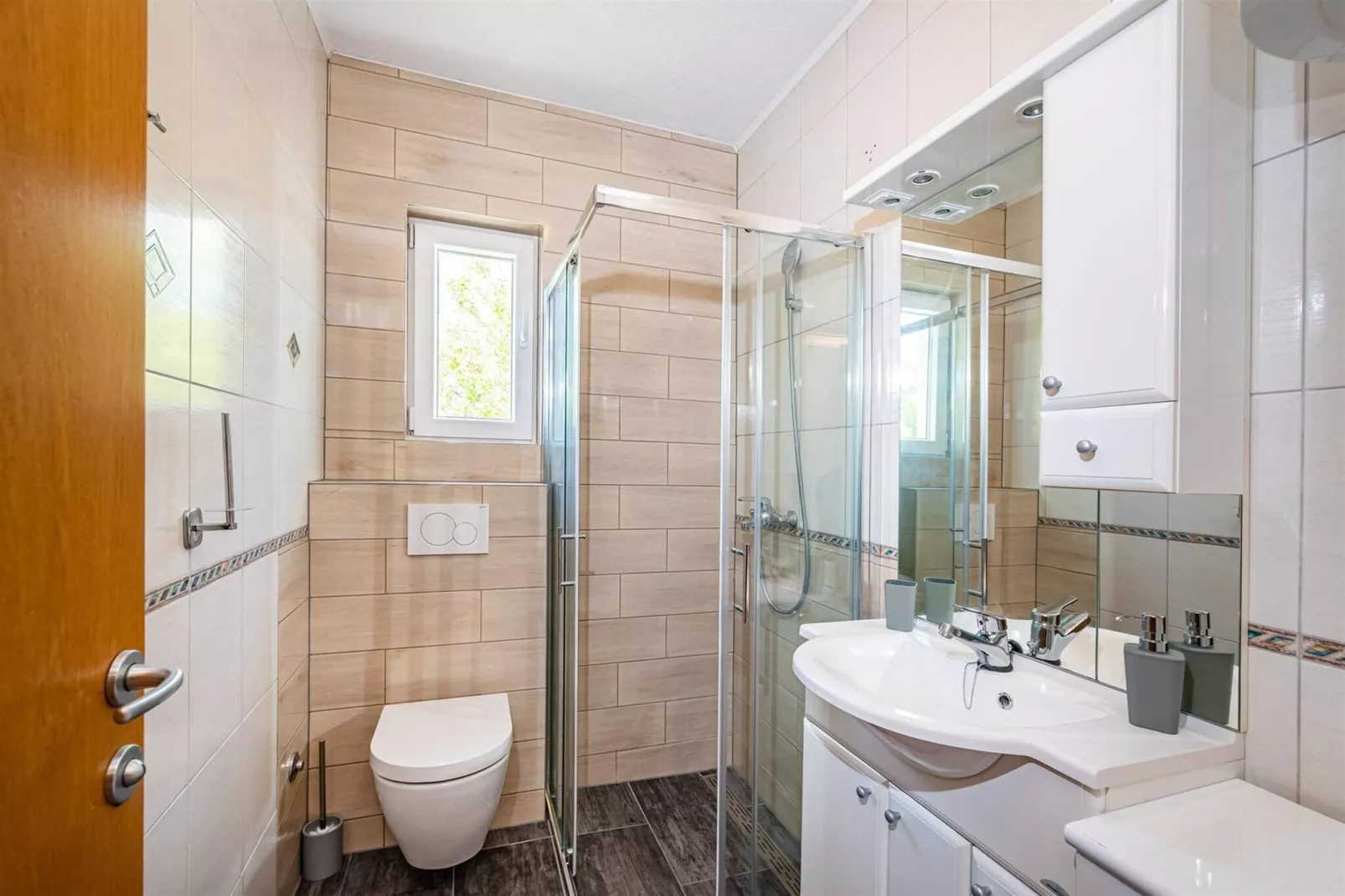 Holiday home Blanka-Badkamer