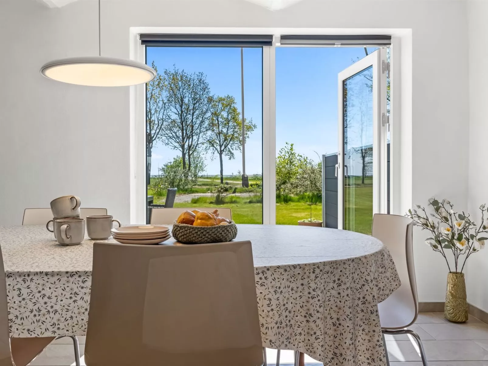 "Ilsebeth" - 400m from the sea-Binnen