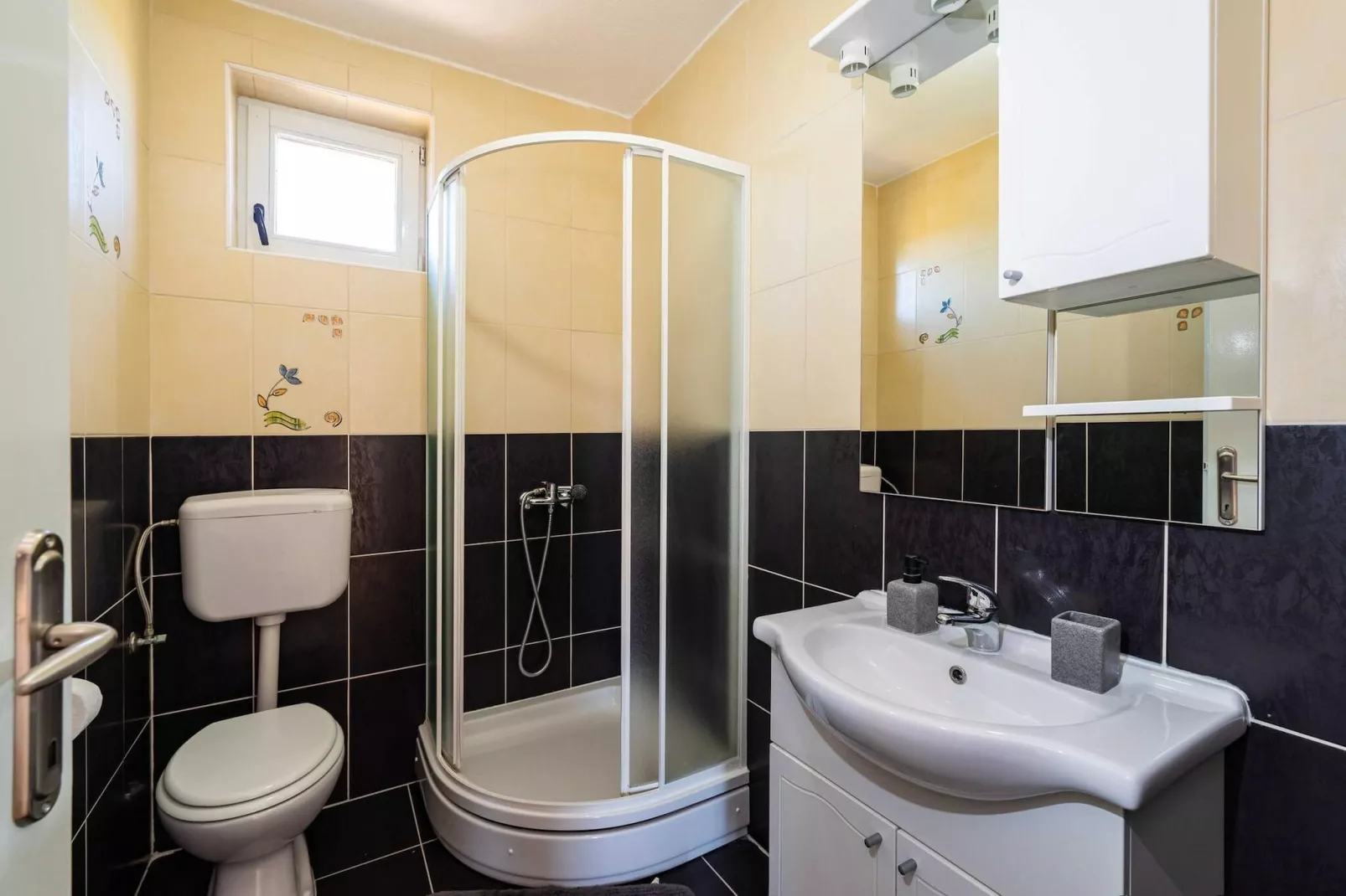 Holiday home Maria-Badkamer