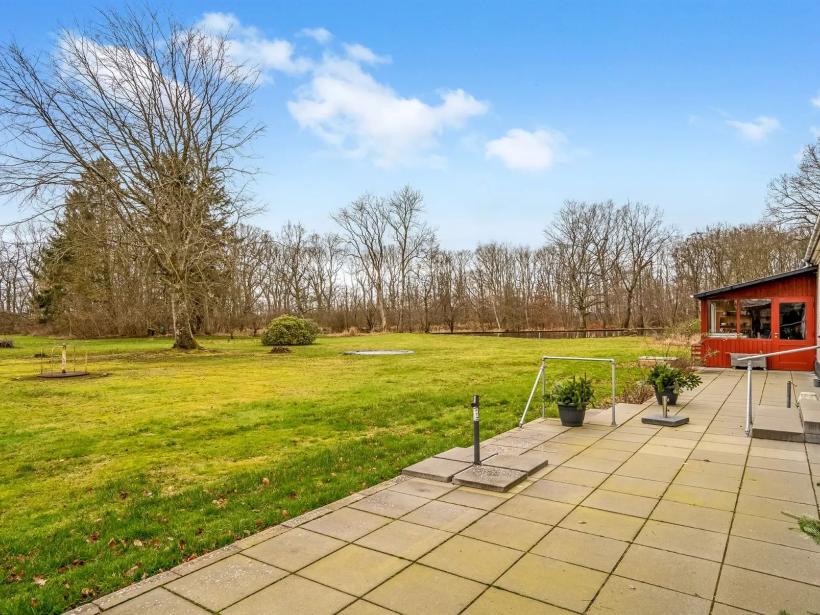 "Eva" - 9km to the fjord-Buiten