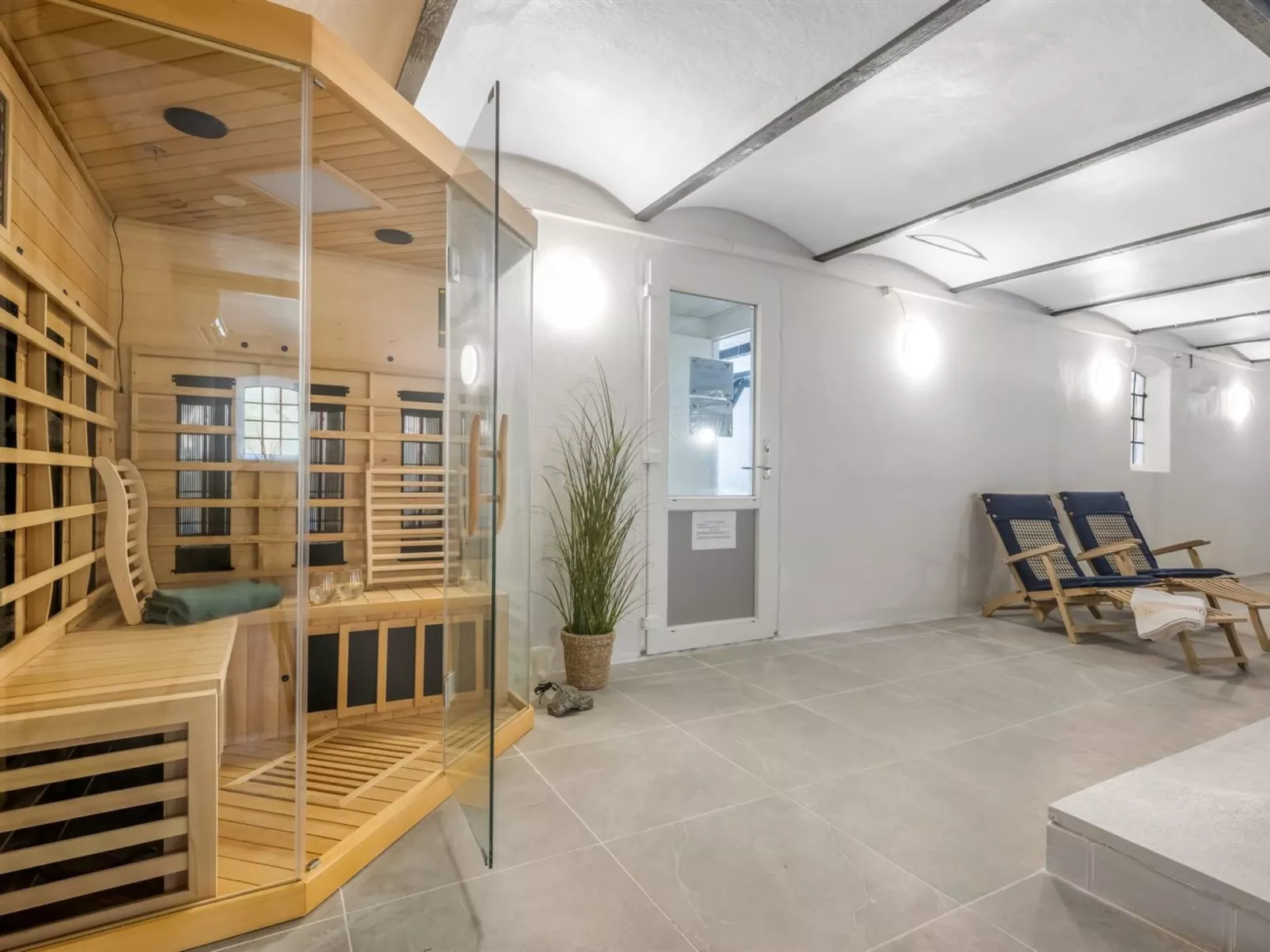 "Ødmar" - 4km to the fjord-Binnen