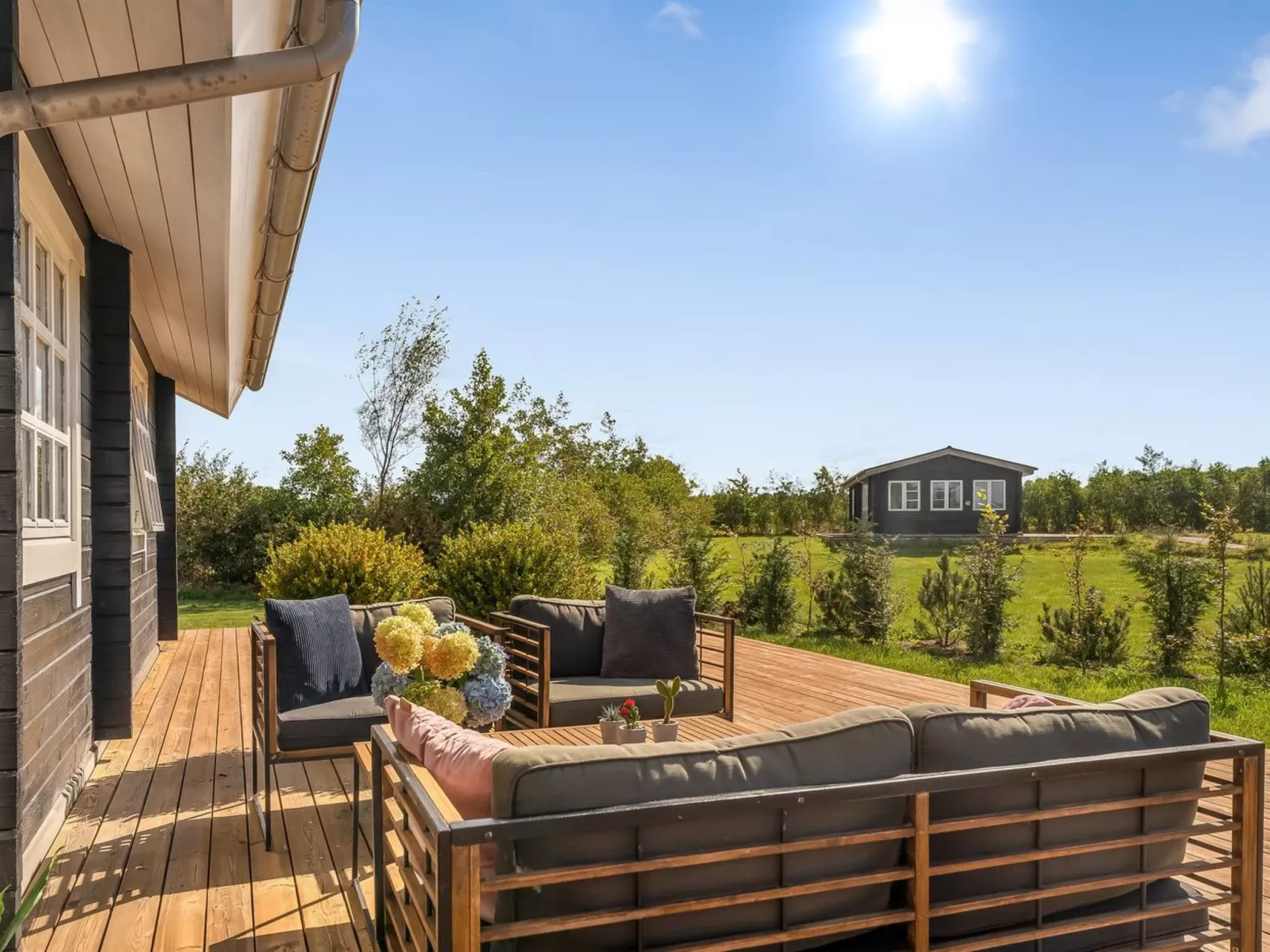 "Gizella" - 500m to the fjord-Buiten