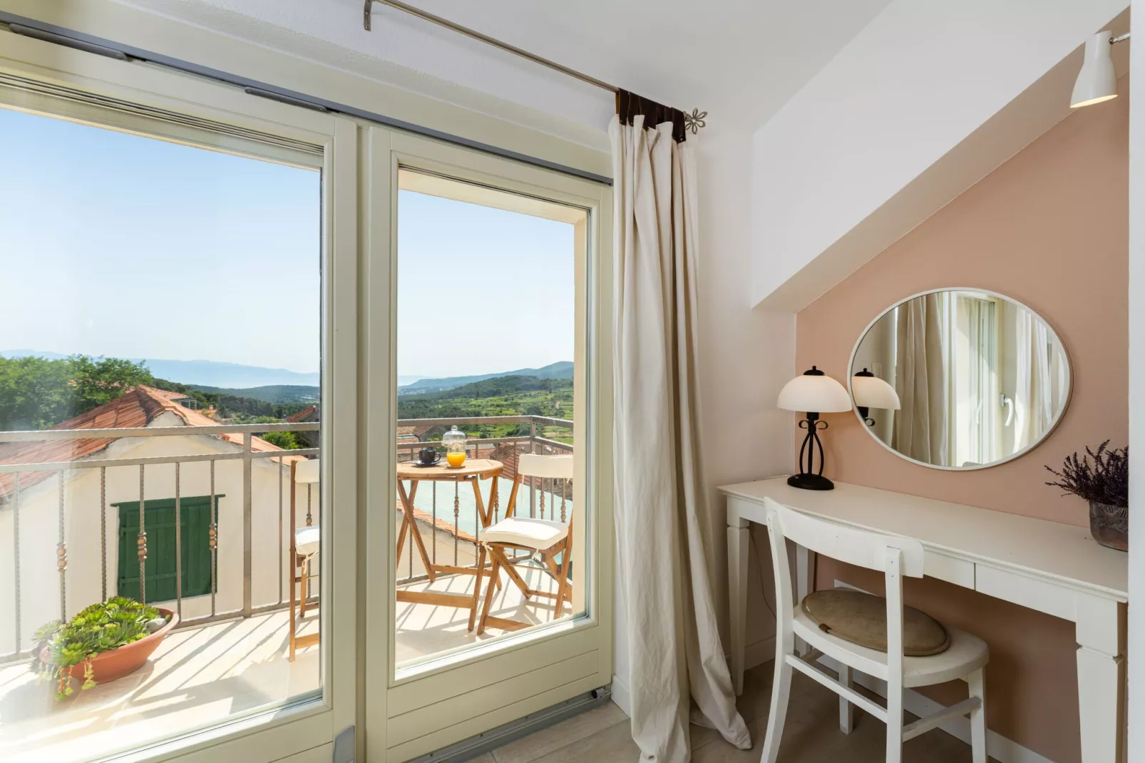 Sea view Villa Amaria-Uitzicht zomer