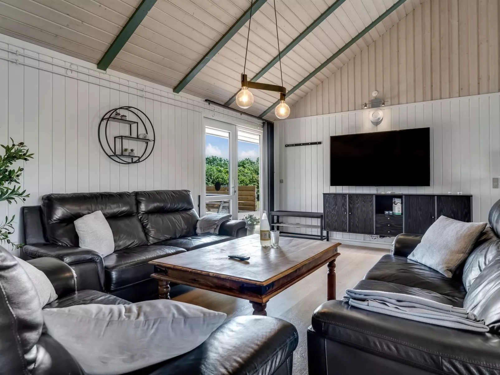 "Eftim" - 500m from the sea-Binnen