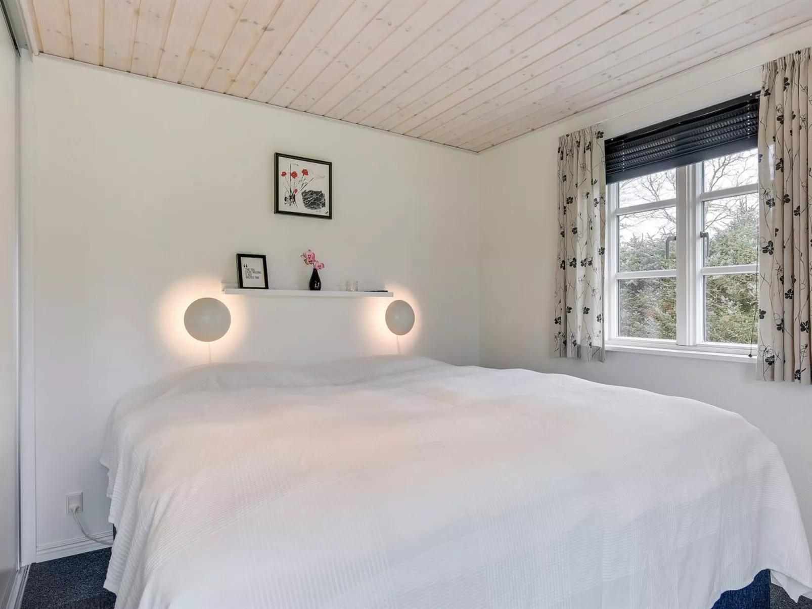 "Benita" - 400m to the fjord-Binnen