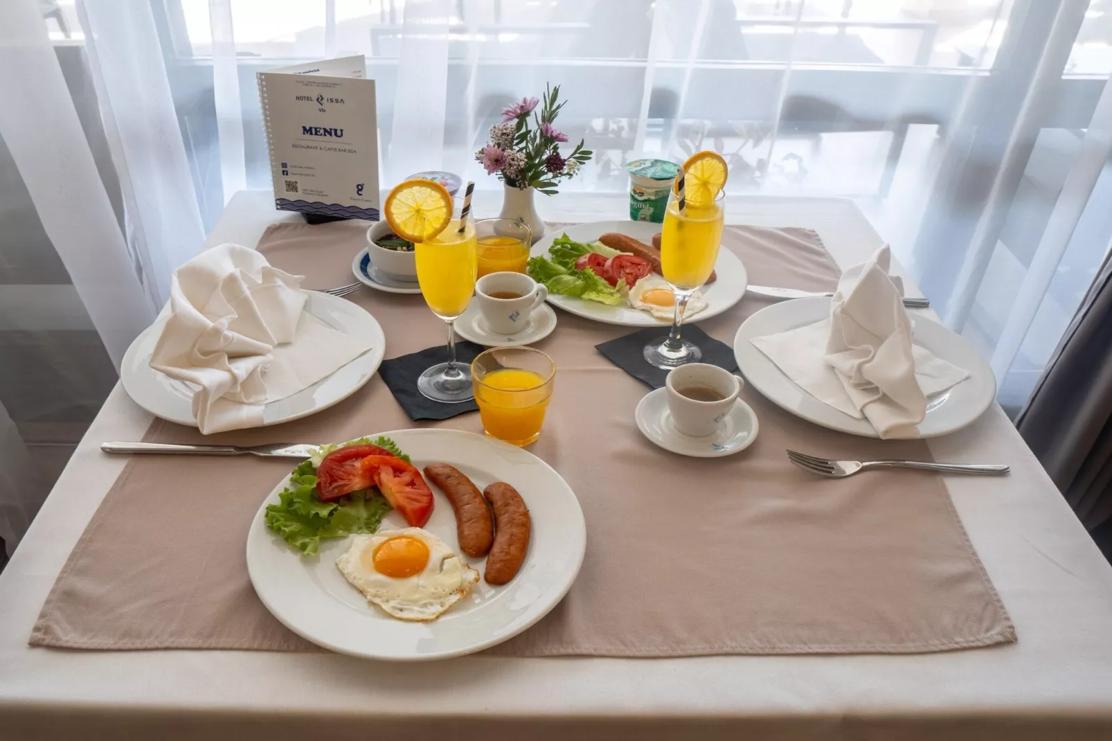 Hotel Issa - Double Room Sea View 6-Faciliteiten