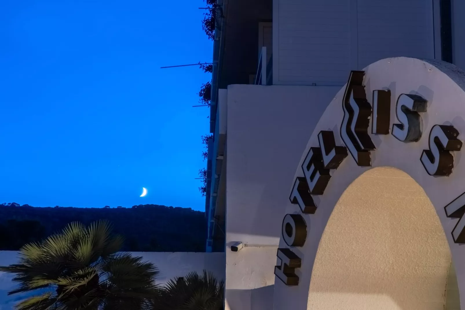 Hotel Issa - Double Room Sea View 3-Buitenlucht