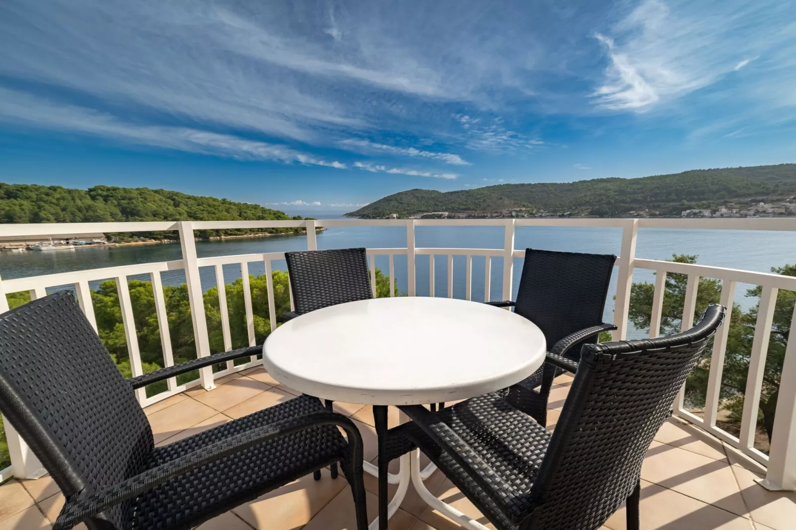 Hotel Issa - Double Room Sea View 11 - Terras