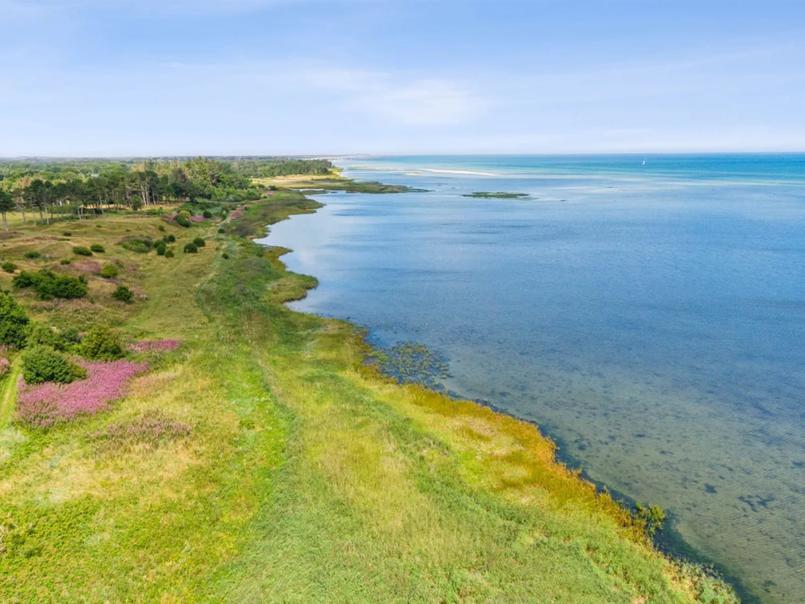 "Wrage" -  from the sea-Buiten