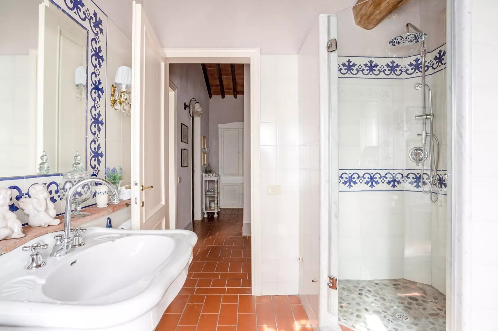 Villa Il Palagio-Badkamer