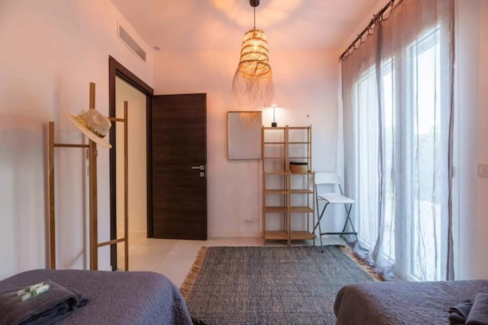Appartement Au Cœur de Juan-les-Pins-Woonkamer