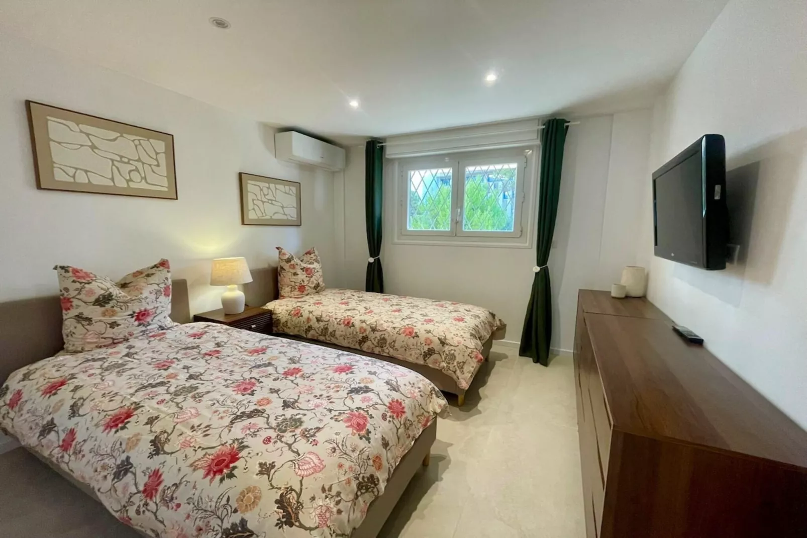 Appartement rénové – centre ville Antibes-Slaapkamer