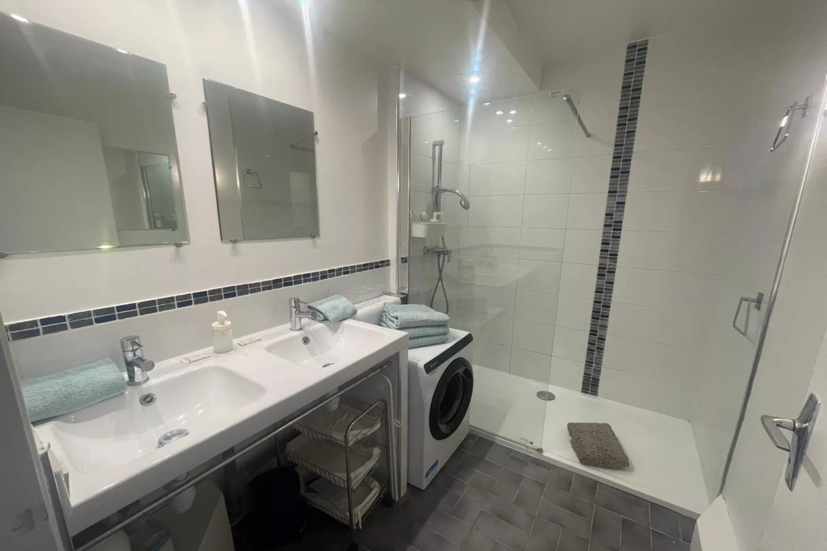 Appartement Antibes proche plages-Badkamer