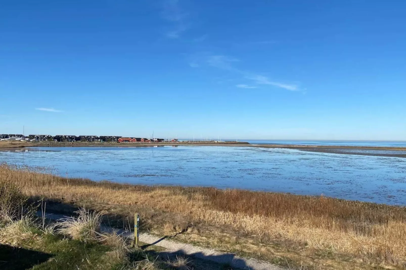 Unieke kust retraite -- By Traum Ferienwohnungen-Waterzicht