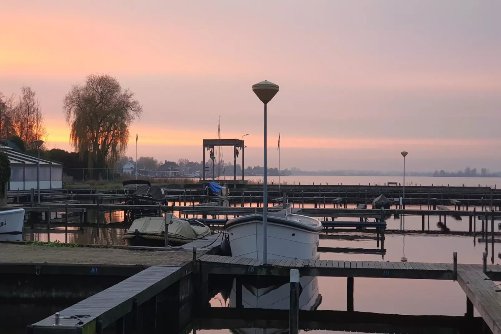 Bungalowpark Rien van den Broeke Village 9-Gebieden zomer 1km