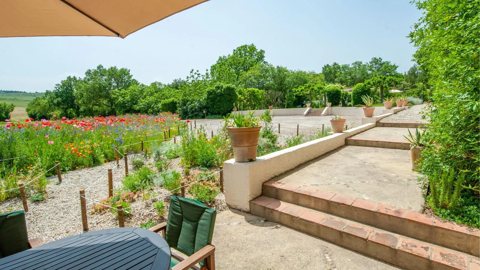 Manoir de Montréal - West Wing-Uitzicht zomer