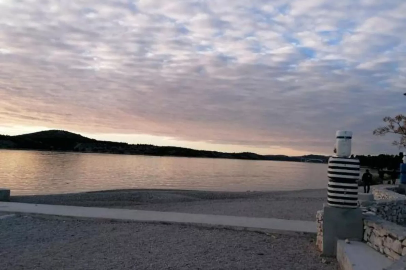 Holiday House Emma - Two Bedroom Holiday Home With Terrace-Buitenlucht