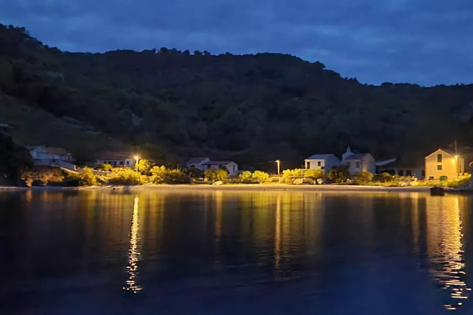 Apartments Stiniva Hvar - One Bedroom Apartment With Terrace (A1)-Buitenlucht