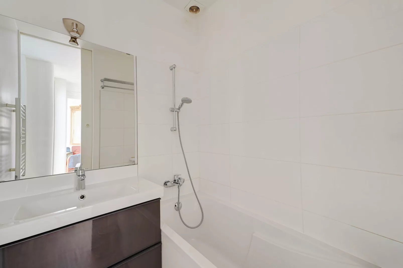 RA-1-LARGILLIERE-M-Niet-getagd