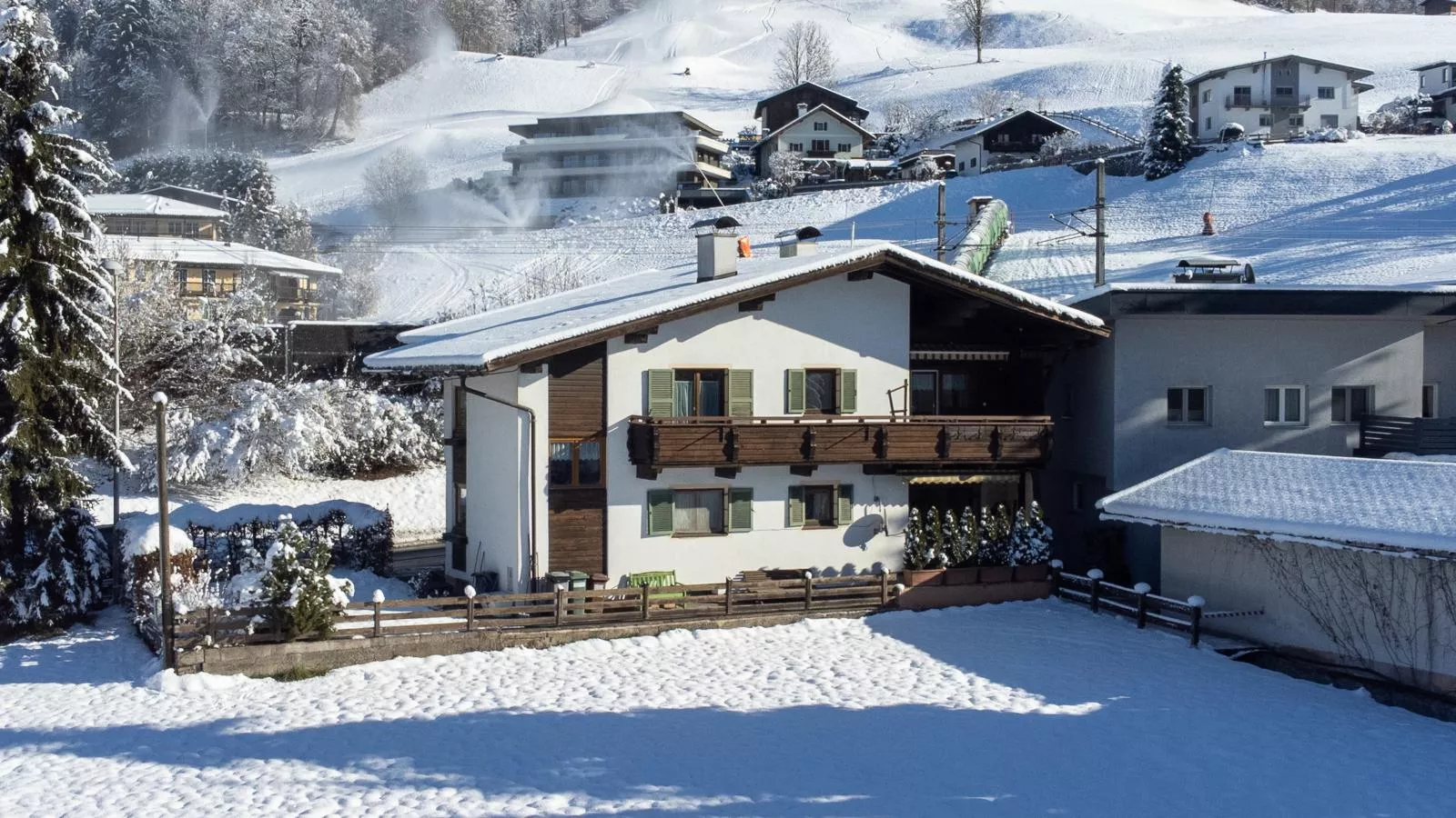 Binderhäusel am Berglift-Exterieur winter