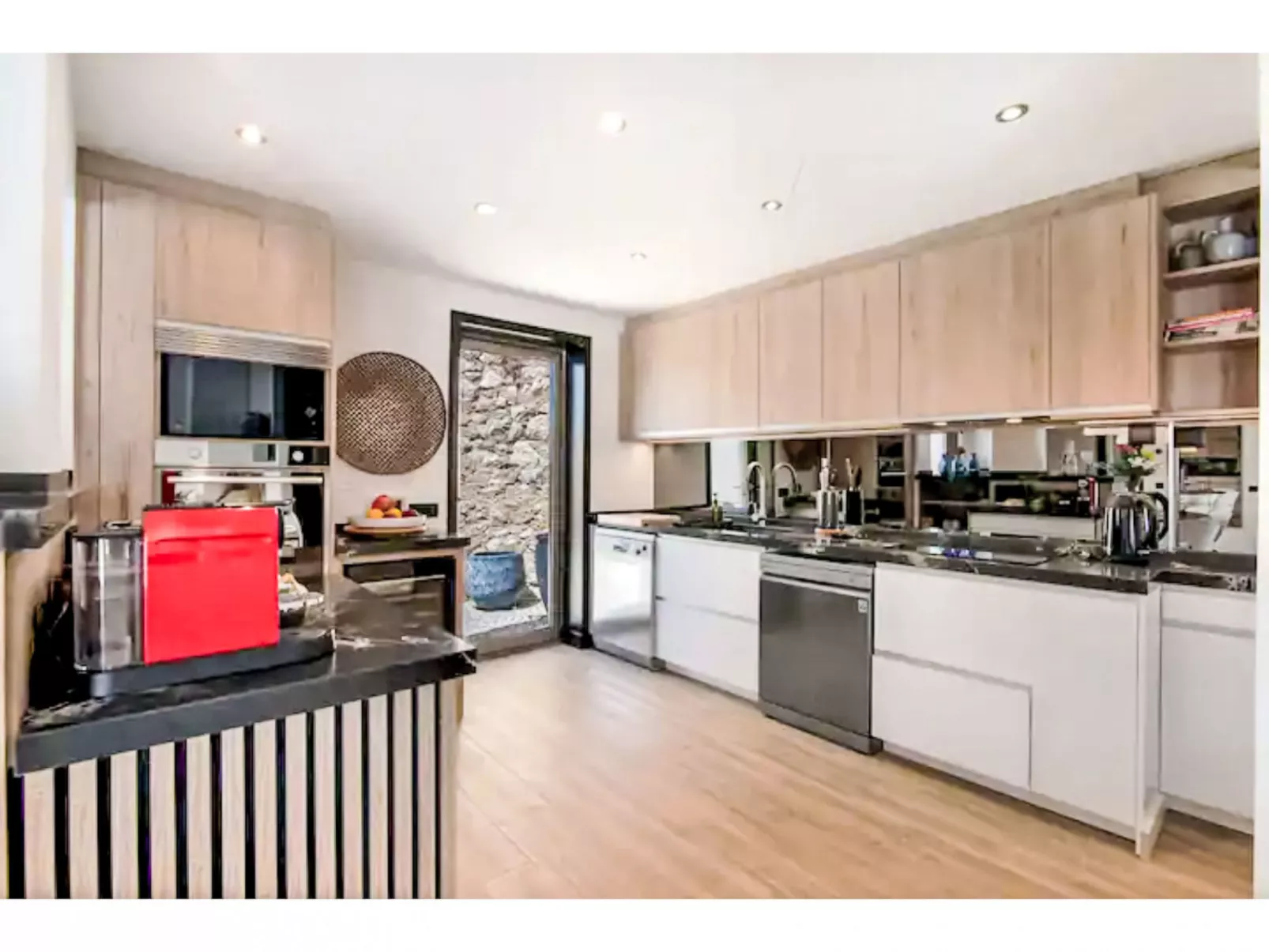 Gina - Sunny Way-Binnen