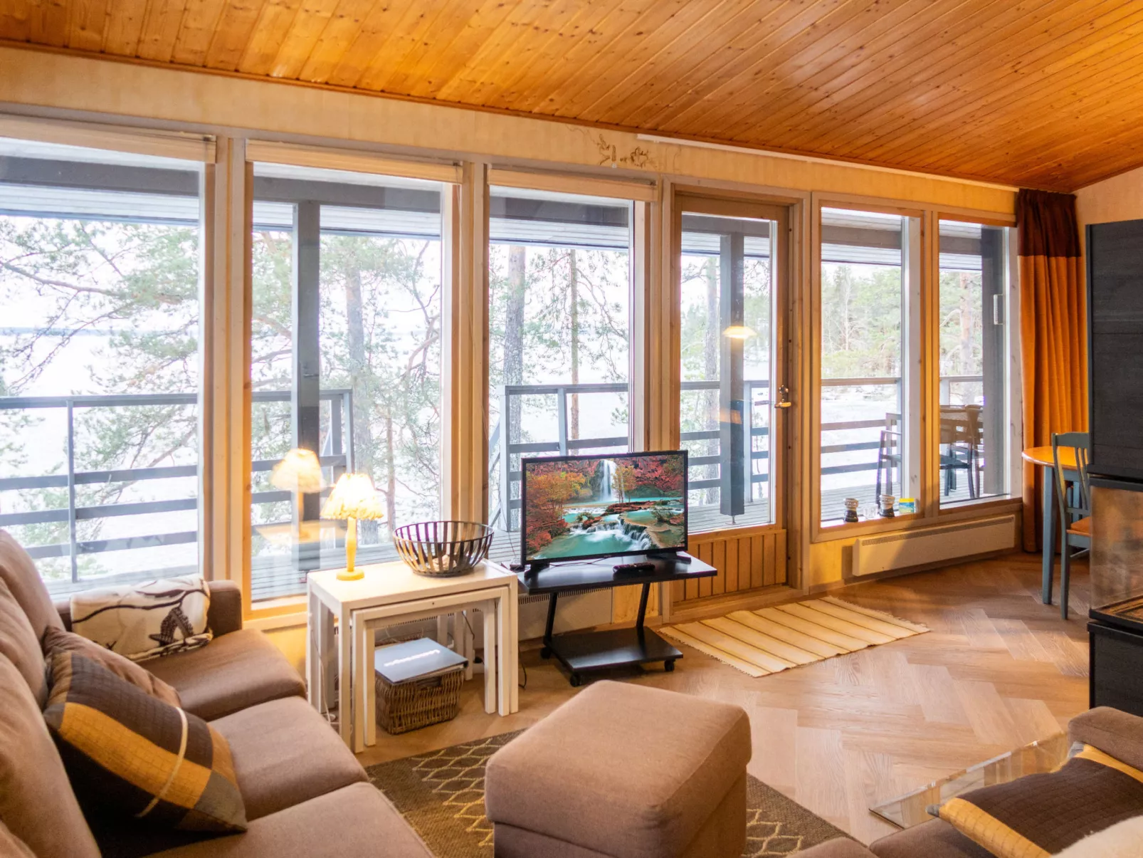 Keskikallio, nuasjärvi-Binnen