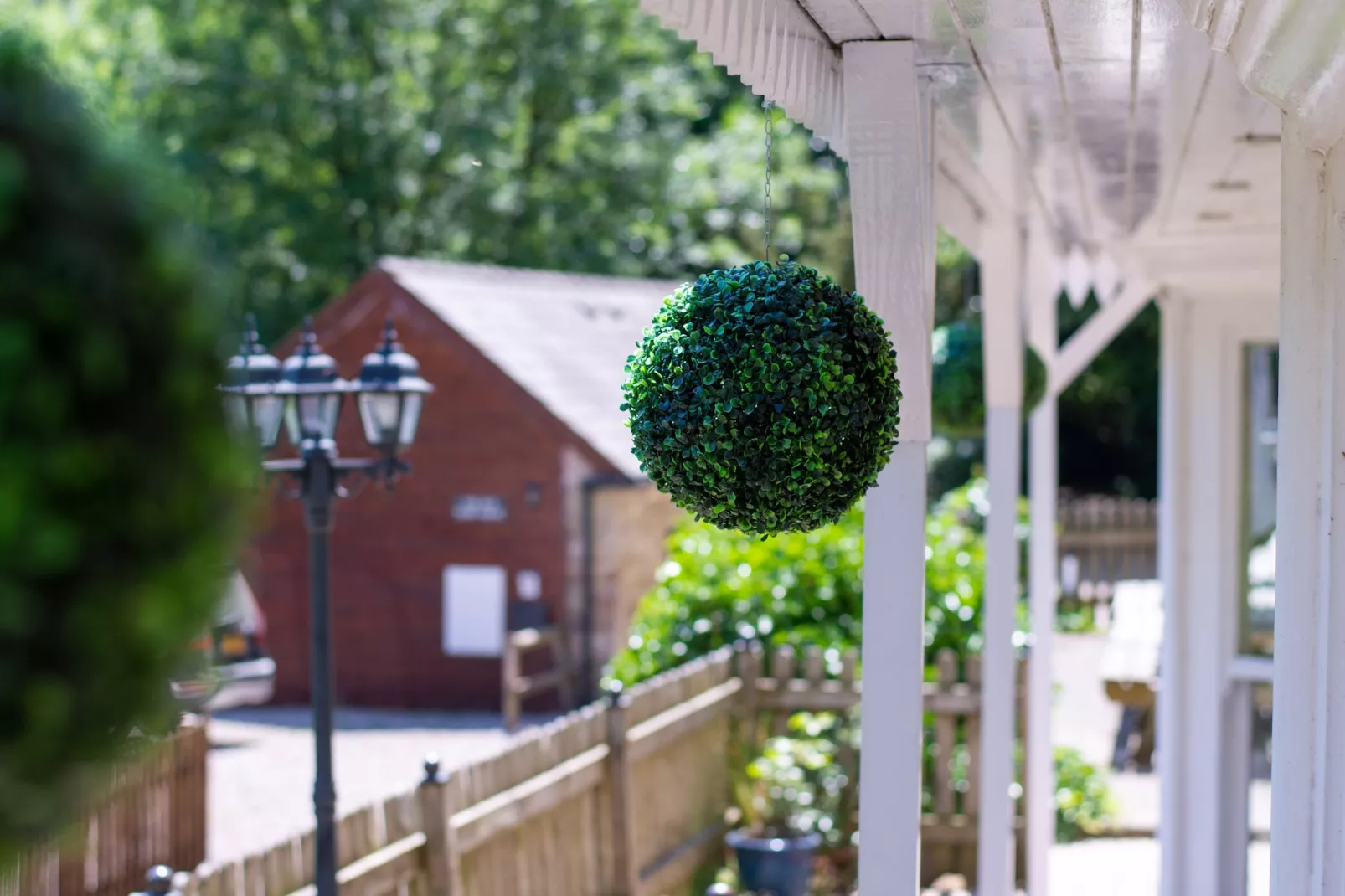 Holly Tree House-Buitenkant zomer