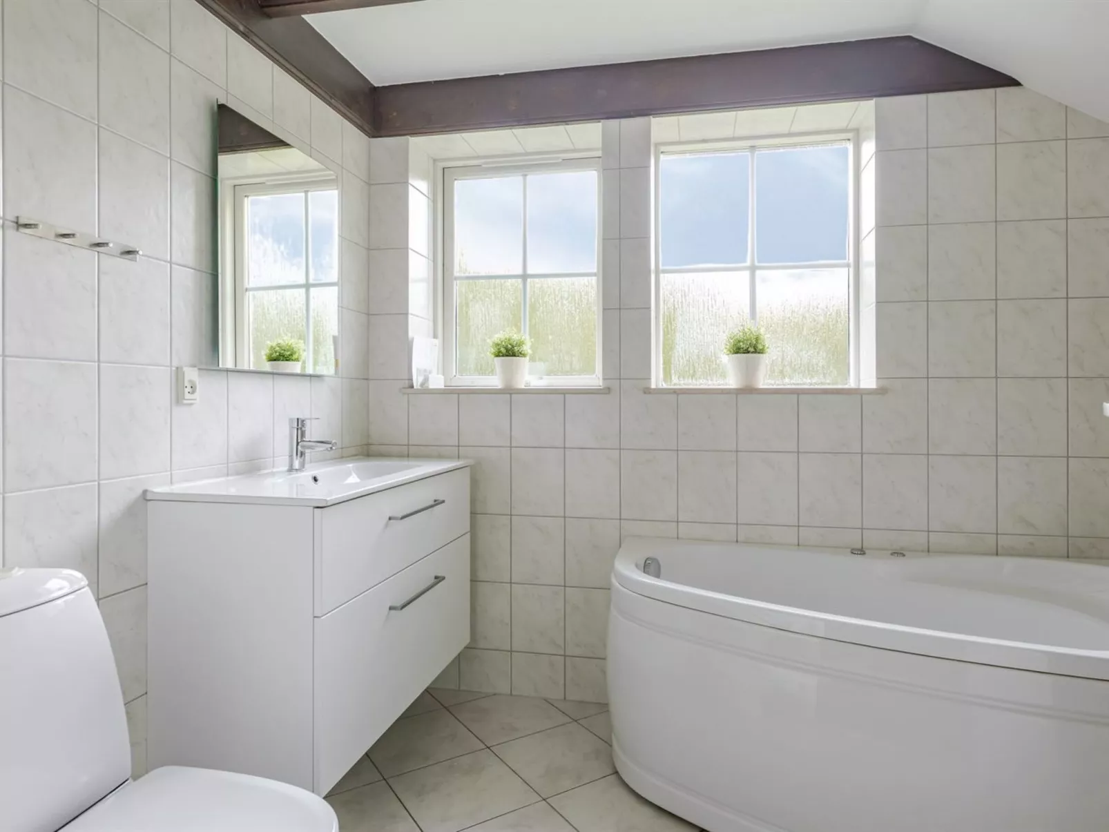 "Ørger" - 30km from the sea-Binnen