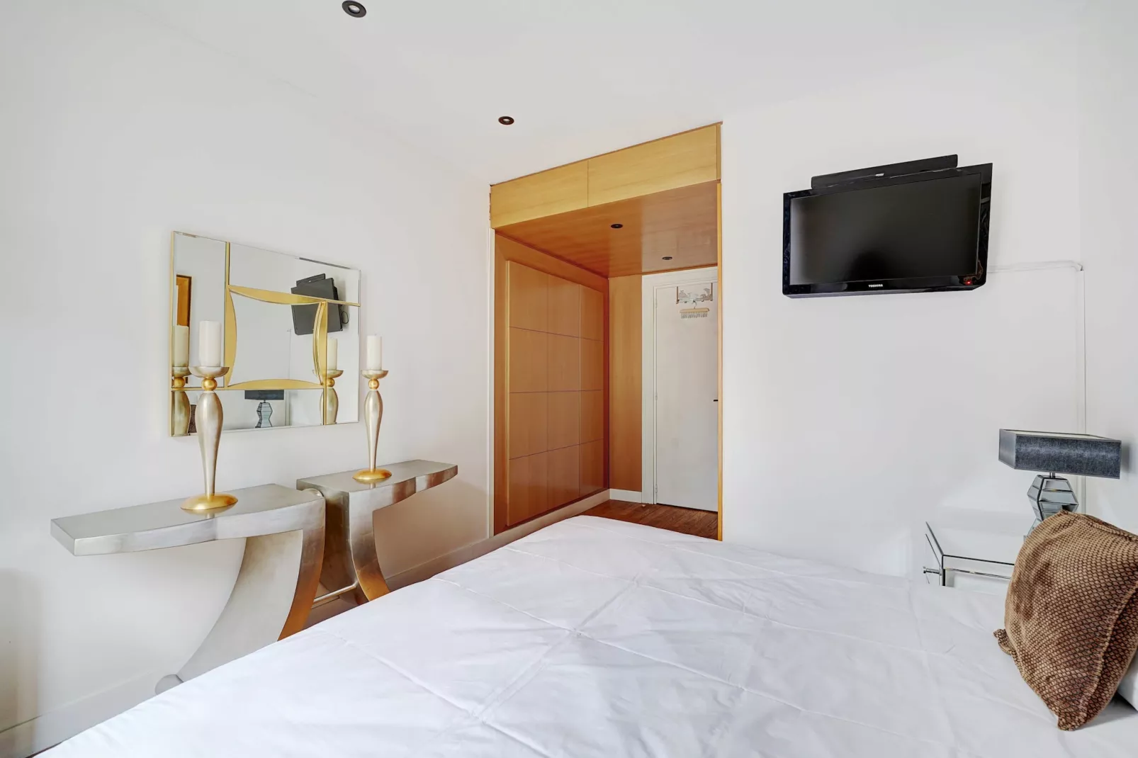 RA-1-LARGILLIERE-M-Niet-getagd