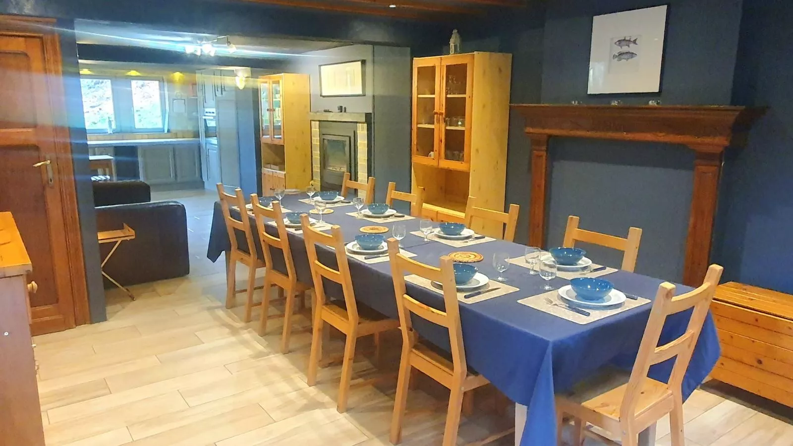 Gite de Montaigle-Eetkamer