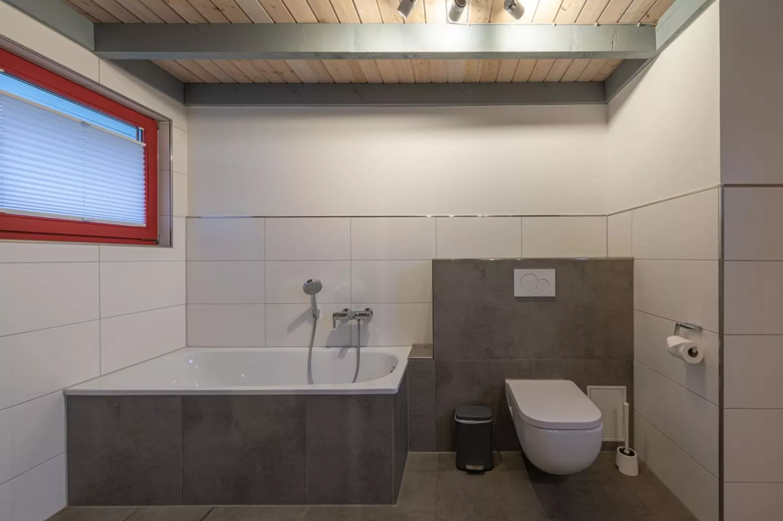 FH Wildgans Comfort mit Sauna & Kaminofen 81 qm 26-Badkamer