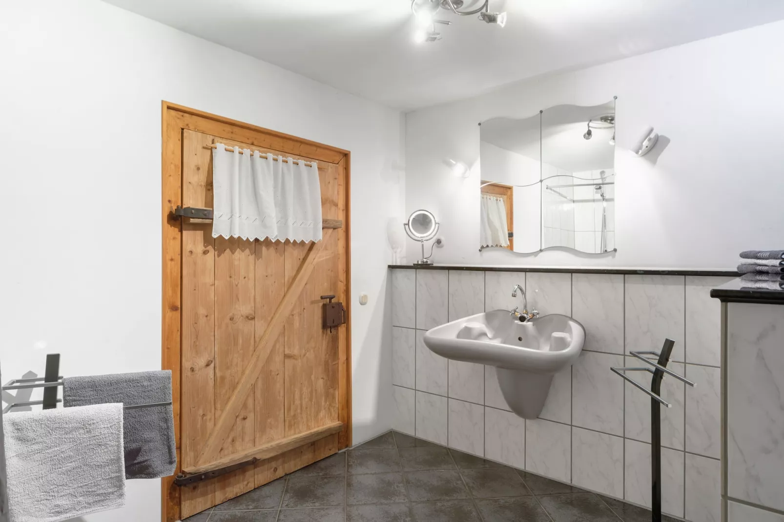 Ferienwohnung auf dem Biobauernhof-Badkamer