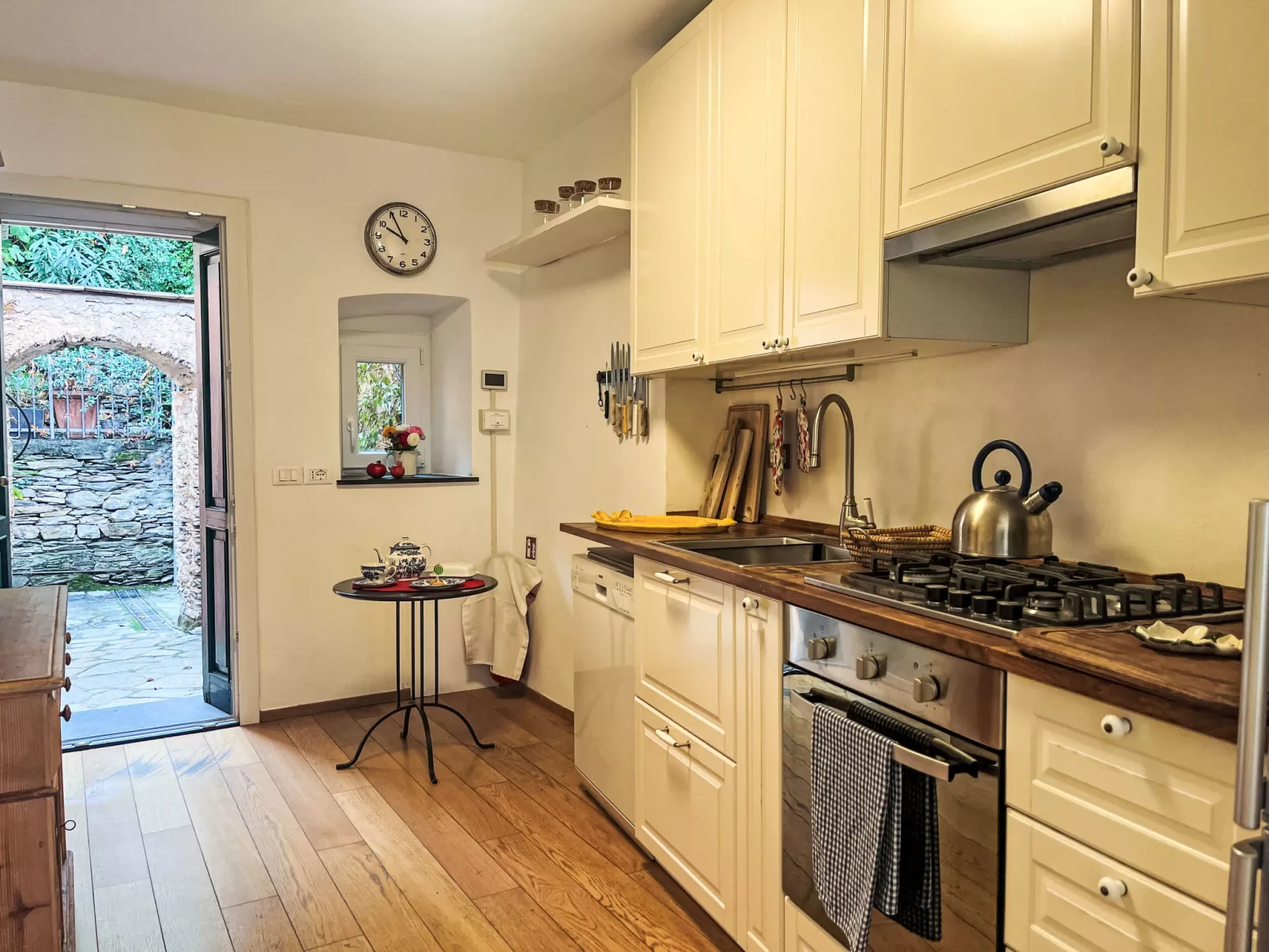 Bellissimi (DOL280)-Binnen