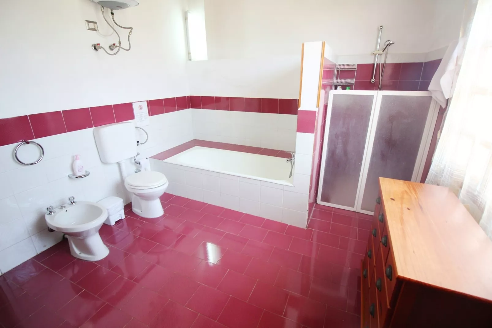 Villa Venera-Badkamer