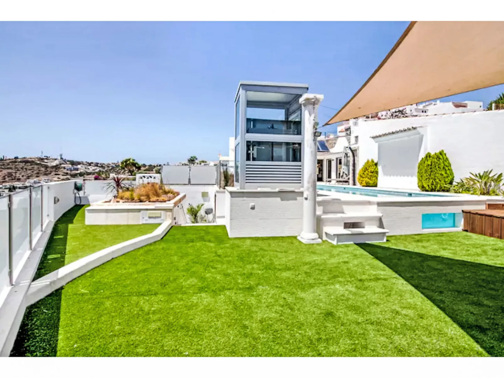 Gina - Sunny Way-Buiten