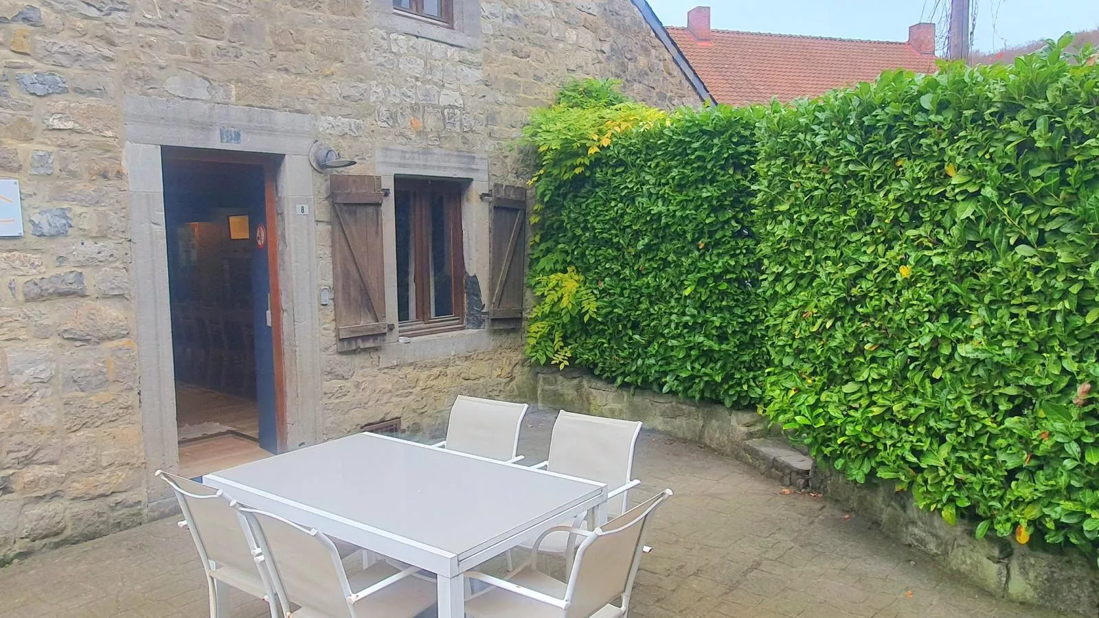 Gite de Montaigle-Terrasbalkon