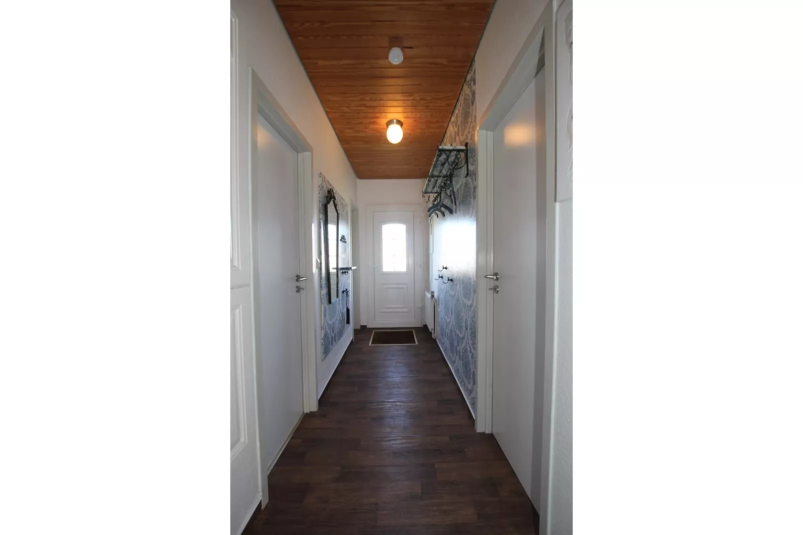 Toms Hütte 16-Overloop