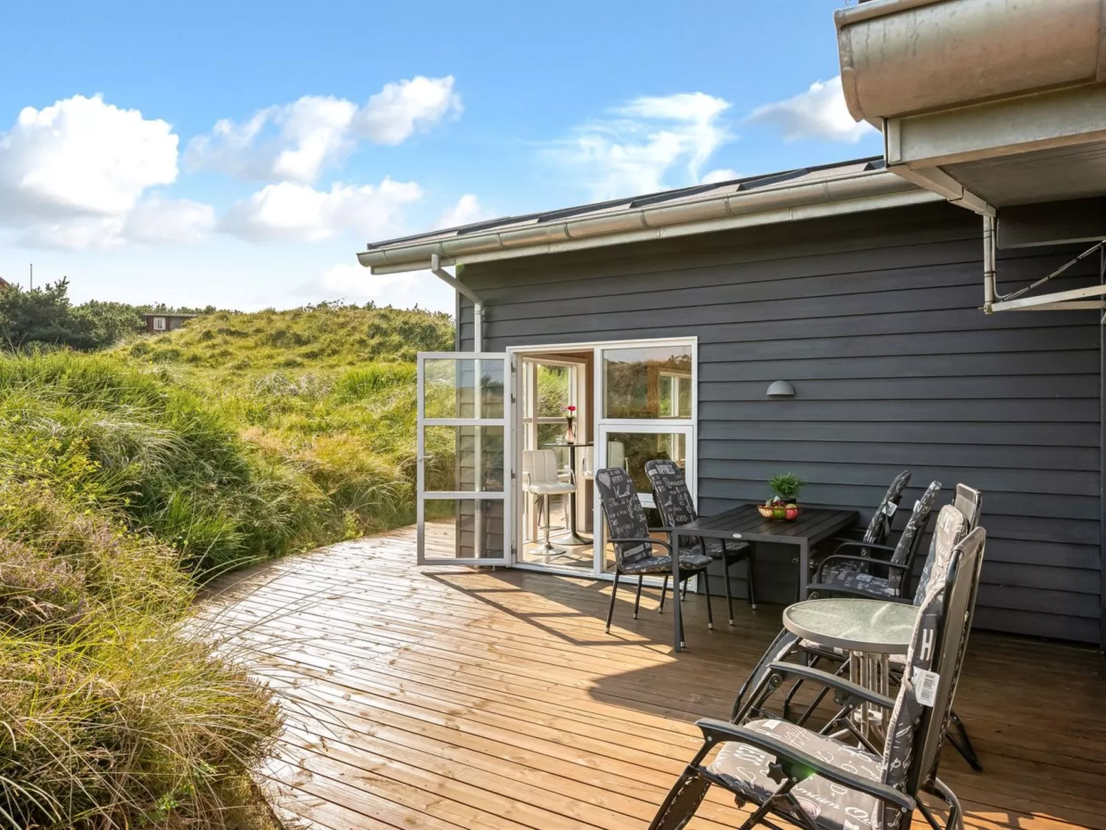 "Ottar" - 400m from the sea-Buiten