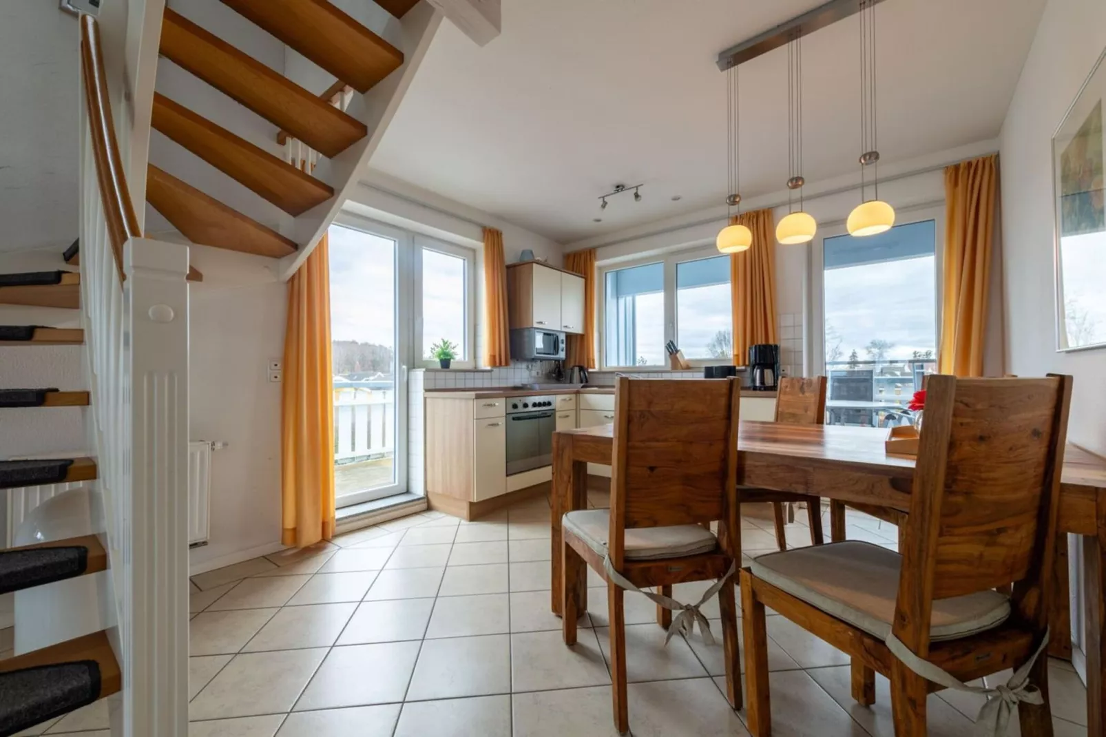 Kapitänsdeck 4 Pers 444-Eetkamer