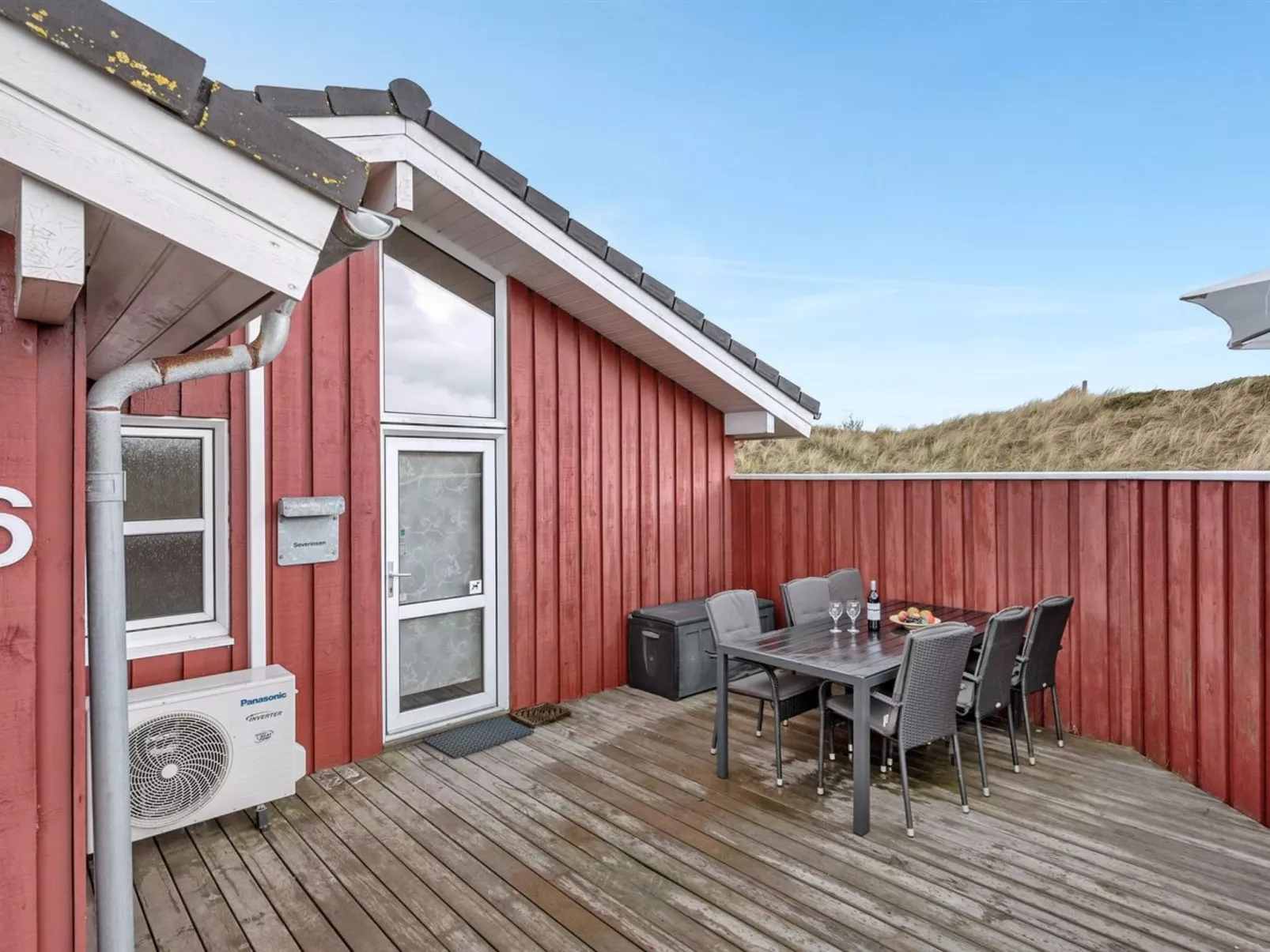 "Ludviga" - 400m from the sea-Buiten